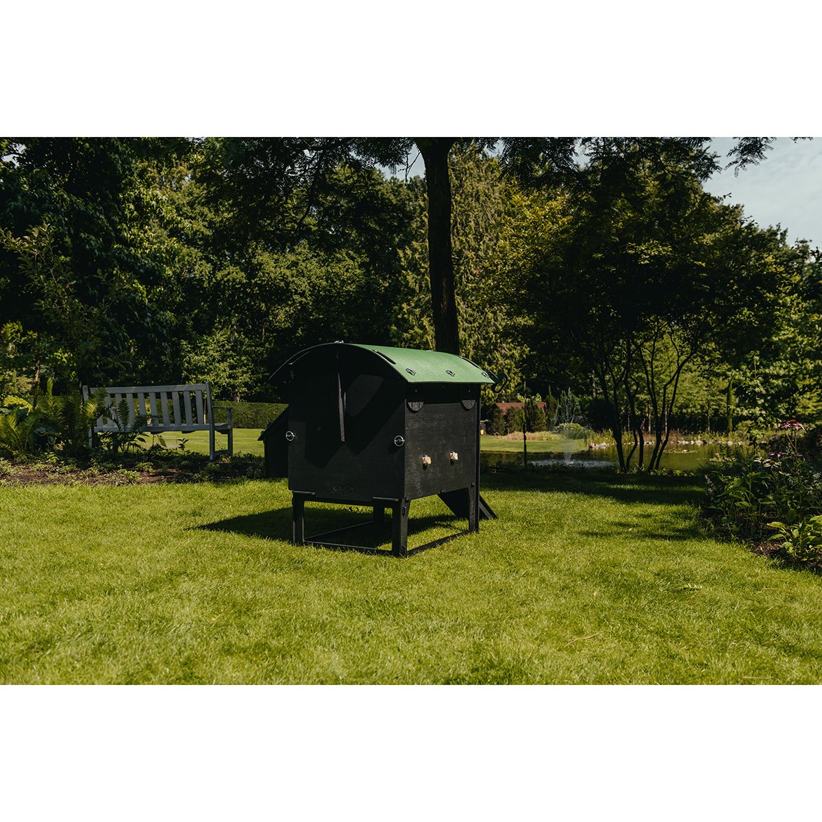 Nestra Medium Lodge Chicken Coop